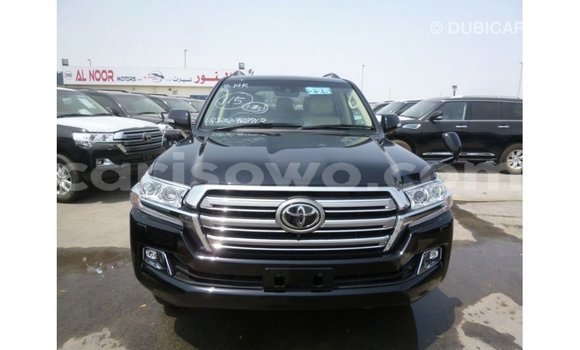 Acheter Import Voiture Toyota Land Cruiser Noir à Import - Dubai, Benin Acheter Import Voiture Toyota Land Cruiser Noir à Import - Dubai, Benin