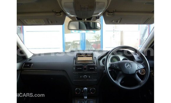 Acheter Import Voiture Mercedes-Benz 200 Autre à Import - Dubai, Benin Acheter Import Voiture Mercedes-Benz 200 Autre à Import - Dubai, Benin