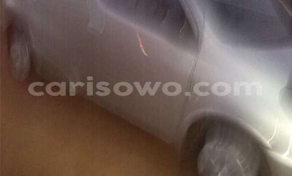 Ra Àlòkù Toyota Yaris Silver Ọkọ̀ in Abomey Calavi ni Benin Ra Àlòkù Toyota Yaris Silver Ọkọ̀ in Abomey Calavi ni Benin