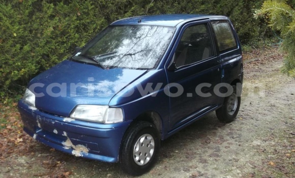 Sayi Na hannu Toyota Aygo Blue Mota in Cotonou a Benin Sayi Na hannu Toyota Aygo Blue Mota in Cotonou a Benin