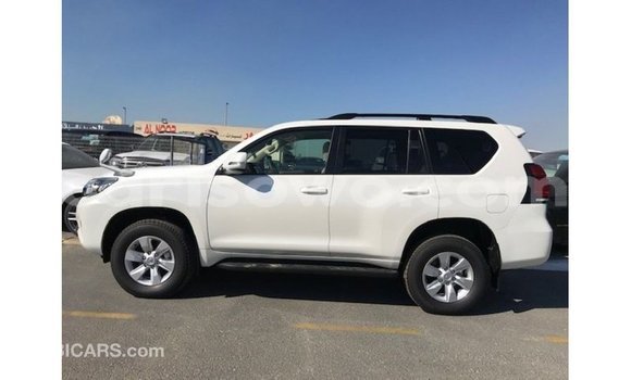 Sayi Imported Toyota Prado White Mota in Import - Dubai a Benin Sayi Imported Toyota Prado White Mota in Import - Dubai a Benin