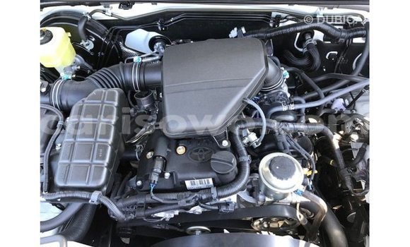 Sayi Imported Toyota Prado White Mota in Import - Dubai a Benin Sayi Imported Toyota Prado White Mota in Import - Dubai a Benin