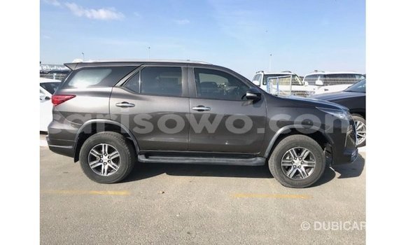 Buy Import Toyota Fortuner Other Car in Import - Dubai in Benign Buy Import Toyota Fortuner Other Car in Import - Dubai in Benign
