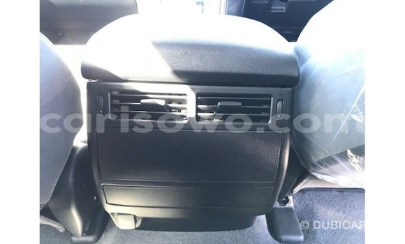 Sayi Imported Toyota Land Cruiser White Mota in Import - Dubai a Benin Sayi Imported Toyota Land Cruiser White Mota in Import - Dubai a Benin