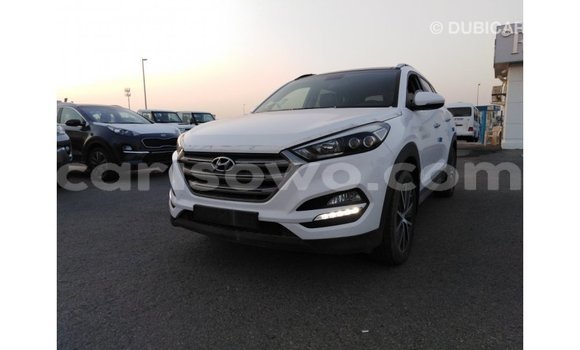 Sayi Imported Hyundai Tucson White Mota in Import - Dubai a Benin Sayi Imported Hyundai Tucson White Mota in Import - Dubai a Benin