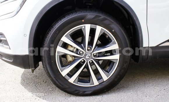 Sayi Imported Renault Koleos White Mota in Import - Dubai a Benin Sayi Imported Renault Koleos White Mota in Import - Dubai a Benin