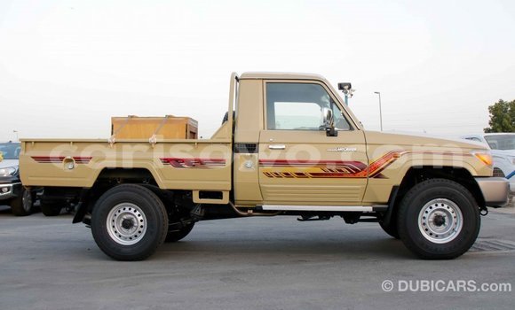 Sayi Imported Toyota Land Cruiser M Mota in Import - Dubai a Benin Sayi Imported Toyota Land Cruiser M Mota in Import - Dubai a Benin