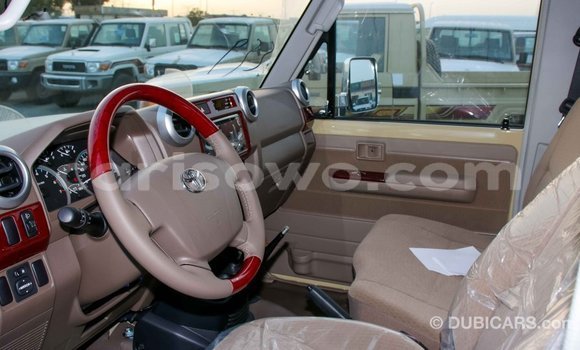 Sayi Imported Toyota Land Cruiser M Mota in Import - Dubai a Benin Sayi Imported Toyota Land Cruiser M Mota in Import - Dubai a Benin