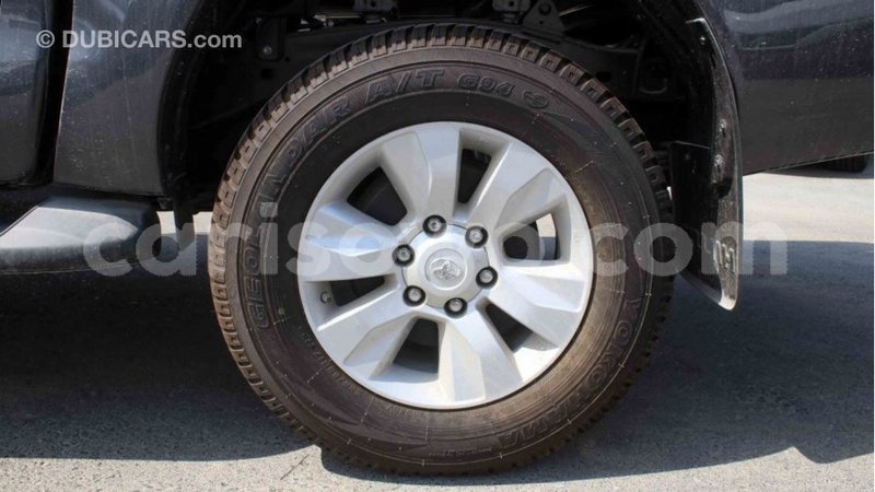 Big with watermark toyota hilux benign import dubai 7671