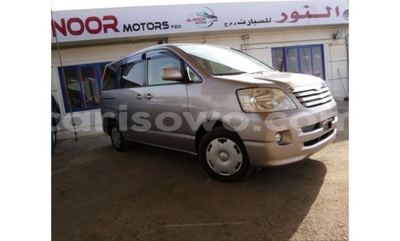 Sayi Imported Toyota Voxy Sauran Mota in Import - Dubai a Benin Sayi Imported Toyota Voxy Sauran Mota in Import - Dubai a Benin