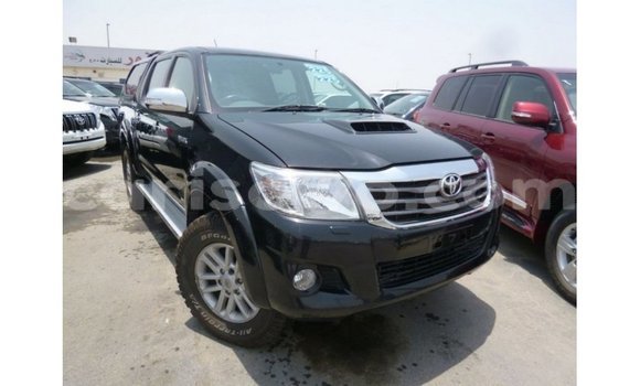 Acheter Import Voiture Toyota Hilux Noir à Import - Dubai, Benin Acheter Import Voiture Toyota Hilux Noir à Import - Dubai, Benin