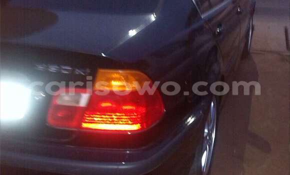 Acheter Occasion Voiture BMW 3–Series Bleu à Abomey Calavi, Benin Acheter Occasion Voiture BMW 3–Series Bleu à Abomey Calavi, Benin