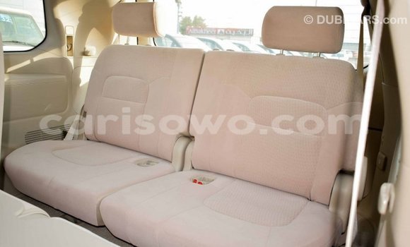 Buy Import Toyota Land Cruiser White Car in Import - Dubai in Benign Buy Import Toyota Land Cruiser White Car in Import - Dubai in Benign