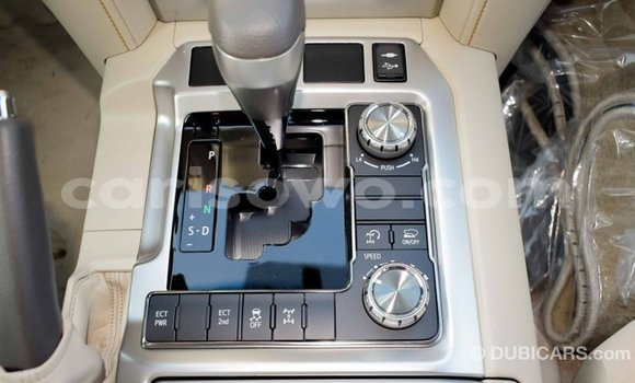 Buy Import Toyota Land Cruiser White Car in Import - Dubai in Benign Buy Import Toyota Land Cruiser White Car in Import - Dubai in Benign