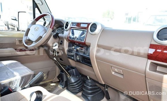 Sayi Imported Toyota Land Cruiser M Mota in Import - Dubai a Benin Sayi Imported Toyota Land Cruiser M Mota in Import - Dubai a Benin