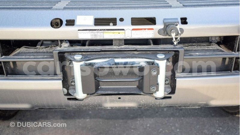 Big with watermark toyota land cruiser benign import dubai 7683