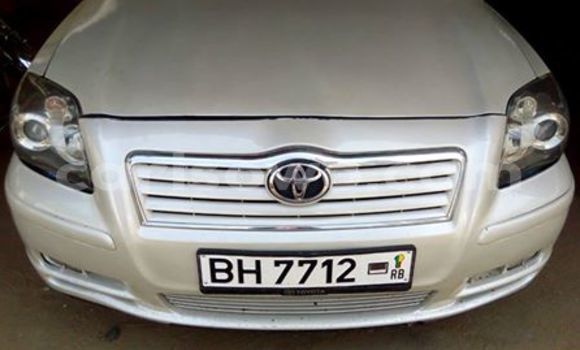 Acheter Occasion Voiture Toyota Avensis Blanc à Cotonou, Benin Acheter Occasion Voiture Toyota Avensis Blanc à Cotonou, Benin