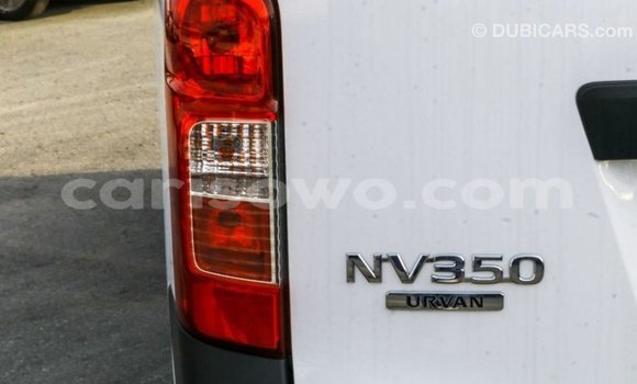 Sayi Imported Nissan Urvan White Mota in Import - Dubai a Benin Sayi Imported Nissan Urvan White Mota in Import - Dubai a Benin