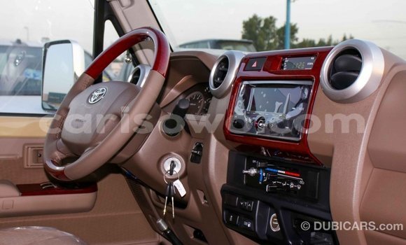 Sayi Imported Toyota Land Cruiser M Mota in Import - Dubai a Benin Sayi Imported Toyota Land Cruiser M Mota in Import - Dubai a Benin