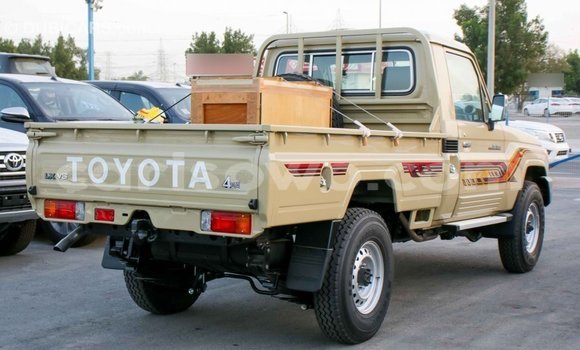 Sayi Imported Toyota Land Cruiser M Mota in Import - Dubai a Benin Sayi Imported Toyota Land Cruiser M Mota in Import - Dubai a Benin