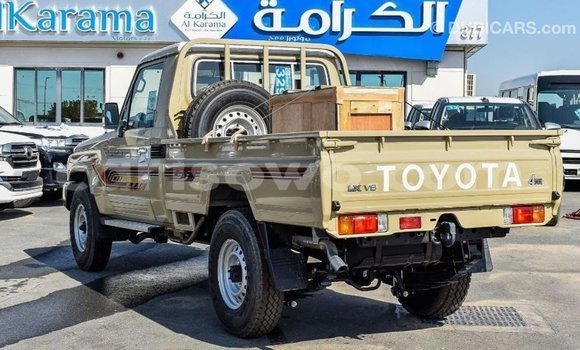 Buy Import Toyota Land Cruiser Beige Car in Import - Dubai in Benign Buy Import Toyota Land Cruiser Beige Car in Import - Dubai in Benign