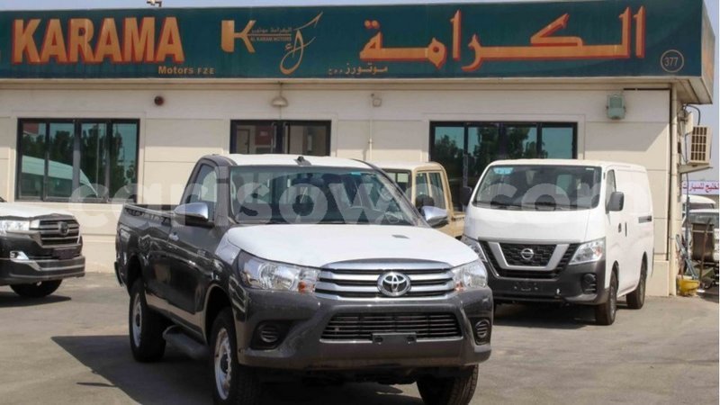 Big with watermark toyota hilux benign import dubai 7692