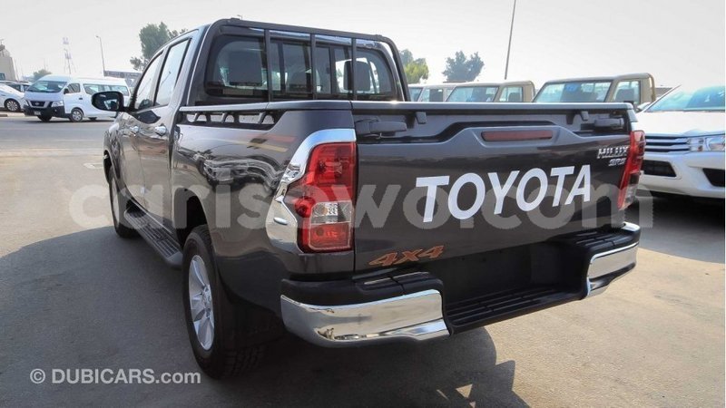 Big with watermark toyota hilux benin import dubai 7693