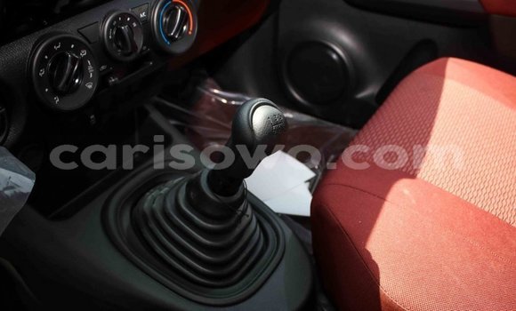 Sayi Imported Toyota Hilux Sauran Mota in Import - Dubai a Benin Sayi Imported Toyota Hilux Sauran Mota in Import - Dubai a Benin