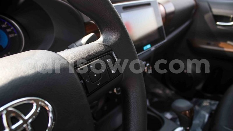 Big with watermark toyota hilux benin import dubai 7695