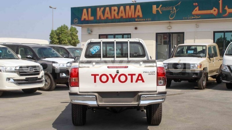 Big with watermark toyota hilux benign import dubai 7695