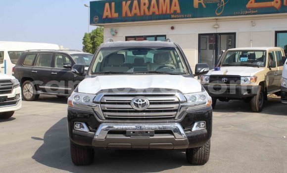 Ra Imported Toyota Land Cruiser Black Ọkọ̀ in Import - Dubai ni Benin Ra Imported Toyota Land Cruiser Black Ọkọ̀ in Import - Dubai ni Benin