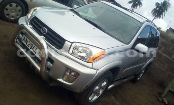 Acheter Occasion Voiture Toyota RAV4 Gris à Cotonou, Benin Acheter Occasion Voiture Toyota RAV4 Gris à Cotonou, Benin