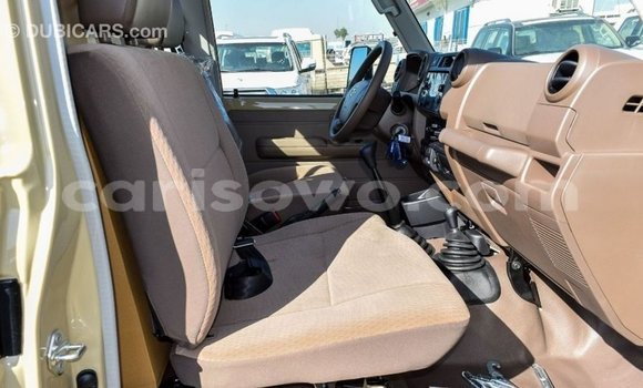 Buy Import Toyota Land Cruiser Beige Car in Import - Dubai in Benign Buy Import Toyota Land Cruiser Beige Car in Import - Dubai in Benign