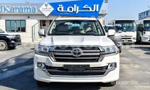 Ra Imported Toyota Land Cruiser funfun Ọkọ̀ in Import - Dubai ni Benin Ra Imported Toyota Land Cruiser funfun Ọkọ̀ in Import - Dubai ni Benin