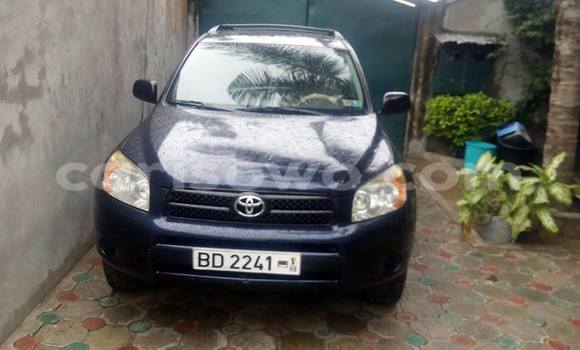 Acheter Occasion Voiture Toyota RAV4 Bleu à Cotonou, Benin Acheter Occasion Voiture Toyota RAV4 Bleu à Cotonou, Benin