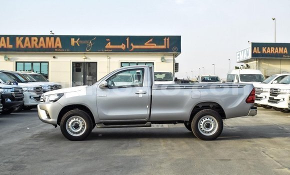 Sayi Imported Toyota Hilux Sauran Mota in Import - Dubai a Benin Sayi Imported Toyota Hilux Sauran Mota in Import - Dubai a Benin