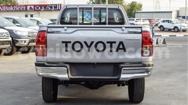 Big with watermark toyota hilux benign import dubai 7703