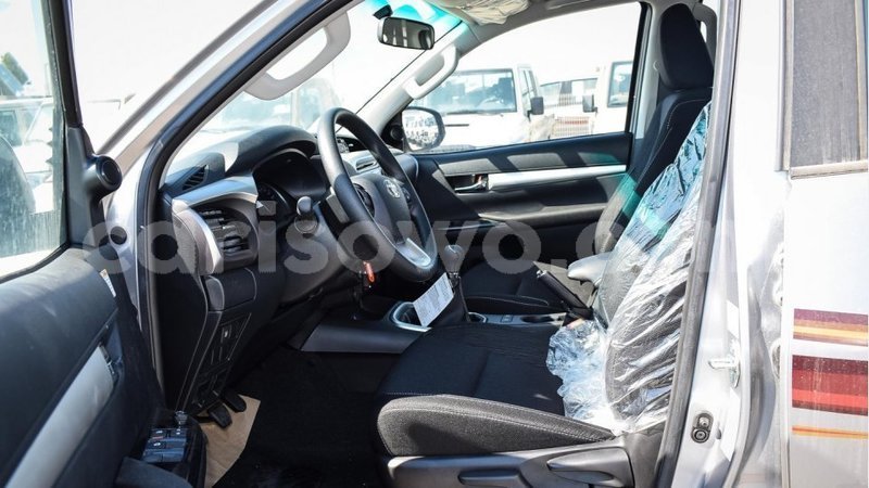 Big with watermark toyota hilux benign import dubai 7704