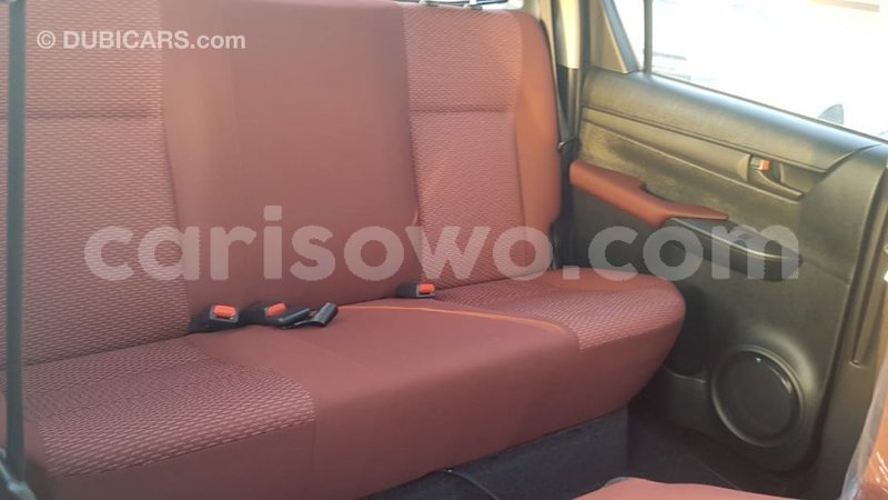 Big with watermark toyota hilux benign import dubai 7705