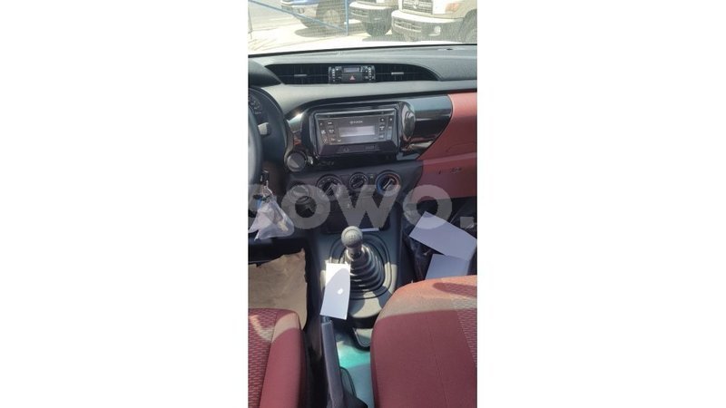 Big with watermark toyota hilux benign import dubai 7708