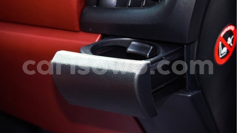 Big with watermark toyota hilux benign import dubai 7709