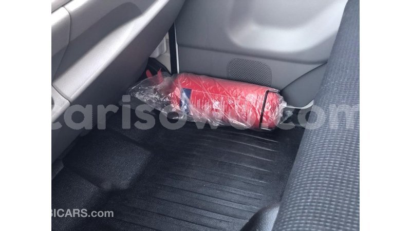 Big with watermark mitsubishi carisma benin import dubai 7713