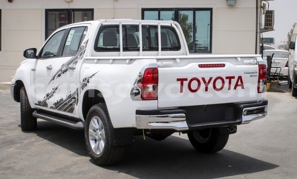 Buy Import Toyota Hilux White Car in Import - Dubai in Benign Buy Import Toyota Hilux White Car in Import - Dubai in Benign