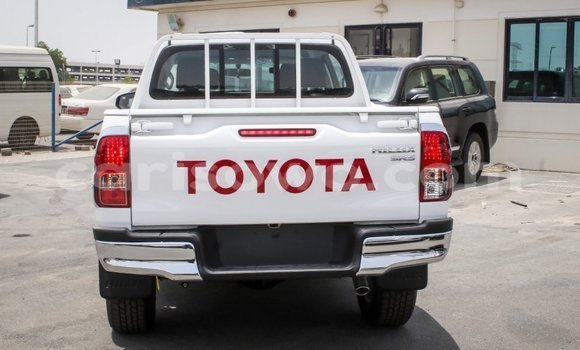 Buy Import Toyota Hilux White Car in Import - Dubai in Benign Buy Import Toyota Hilux White Car in Import - Dubai in Benign