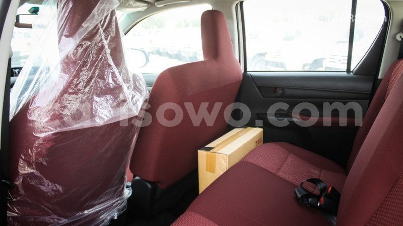 Big with watermark toyota hilux benin import dubai 7718