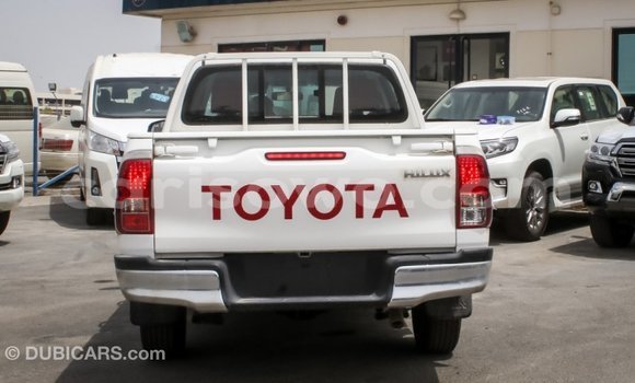 Buy Import Toyota Hilux White Car in Import - Dubai in Benign Buy Import Toyota Hilux White Car in Import - Dubai in Benign