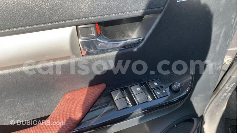 Big with watermark toyota hilux benin import dubai 7724