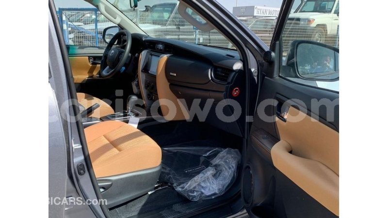 Big with watermark toyota fortuner benin import dubai 7727