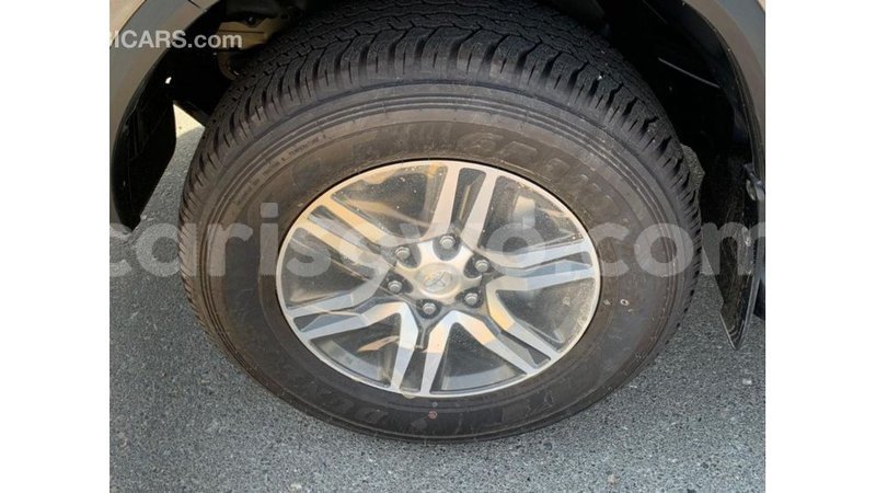 Big with watermark toyota fortuner benin import dubai 7727