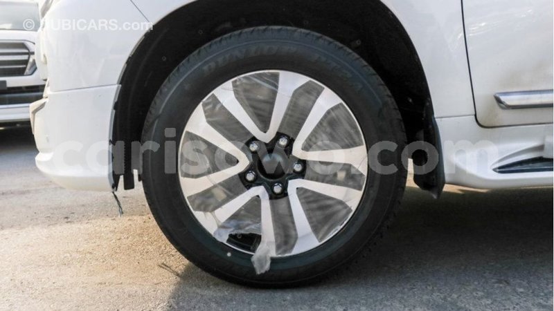 Big with watermark toyota land cruiser benin import dubai 7735